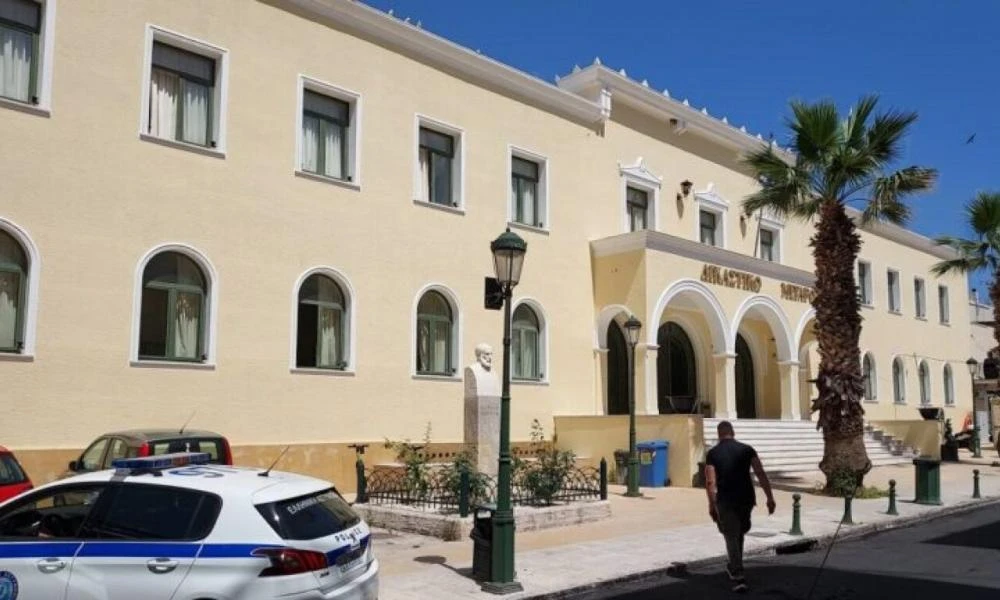 Ζάκυνθος: Ελεύθερος με περιοριστικούς όρους ο 37χρονος που κατηγορείται από 19χρονη για βιασμό